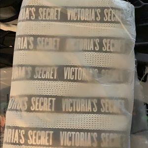 Victoria’s Secret tote